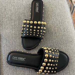 Brand new never worn sandals